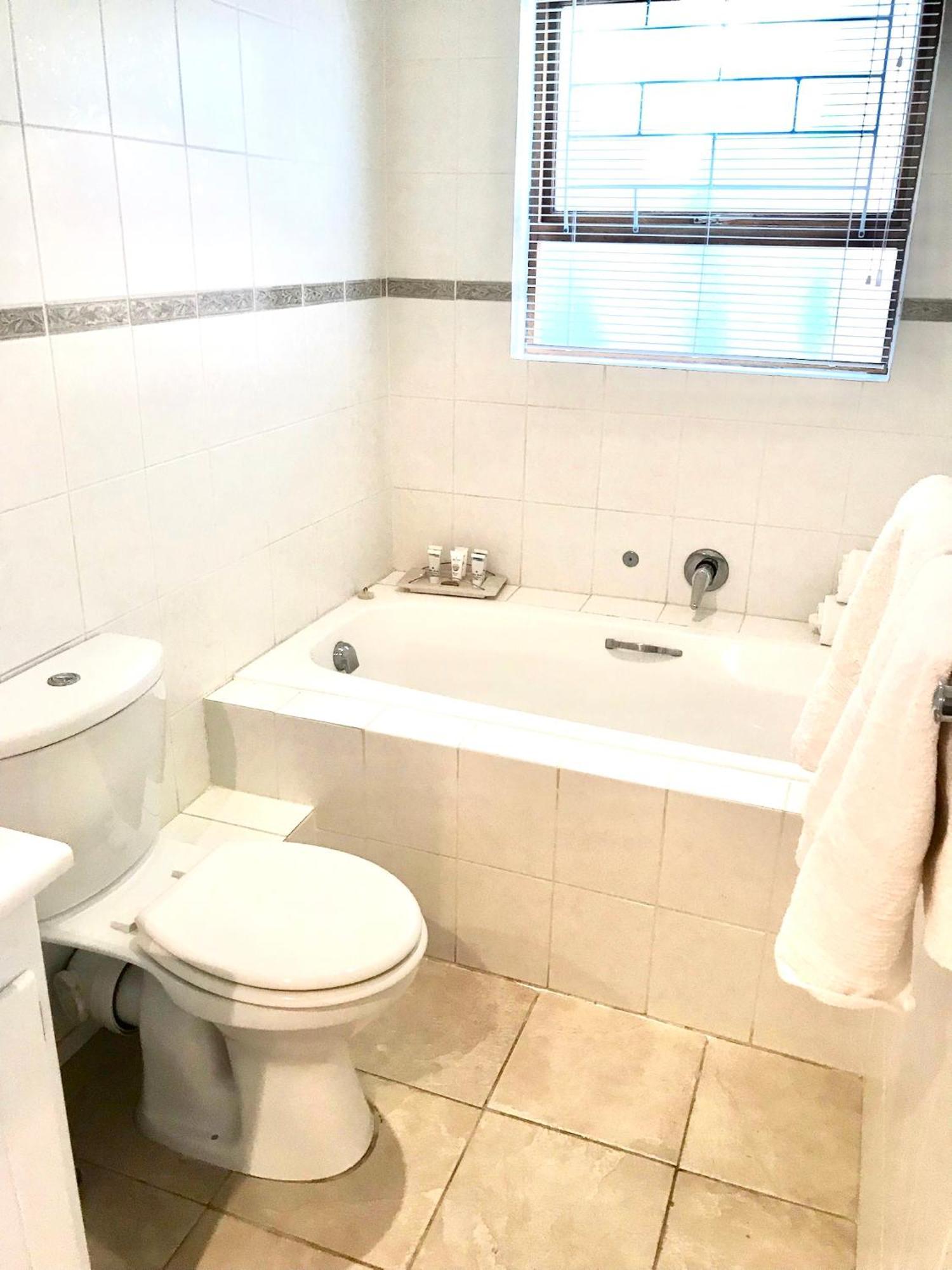 10 van der Westhuizen Durbanville Buitenkant foto