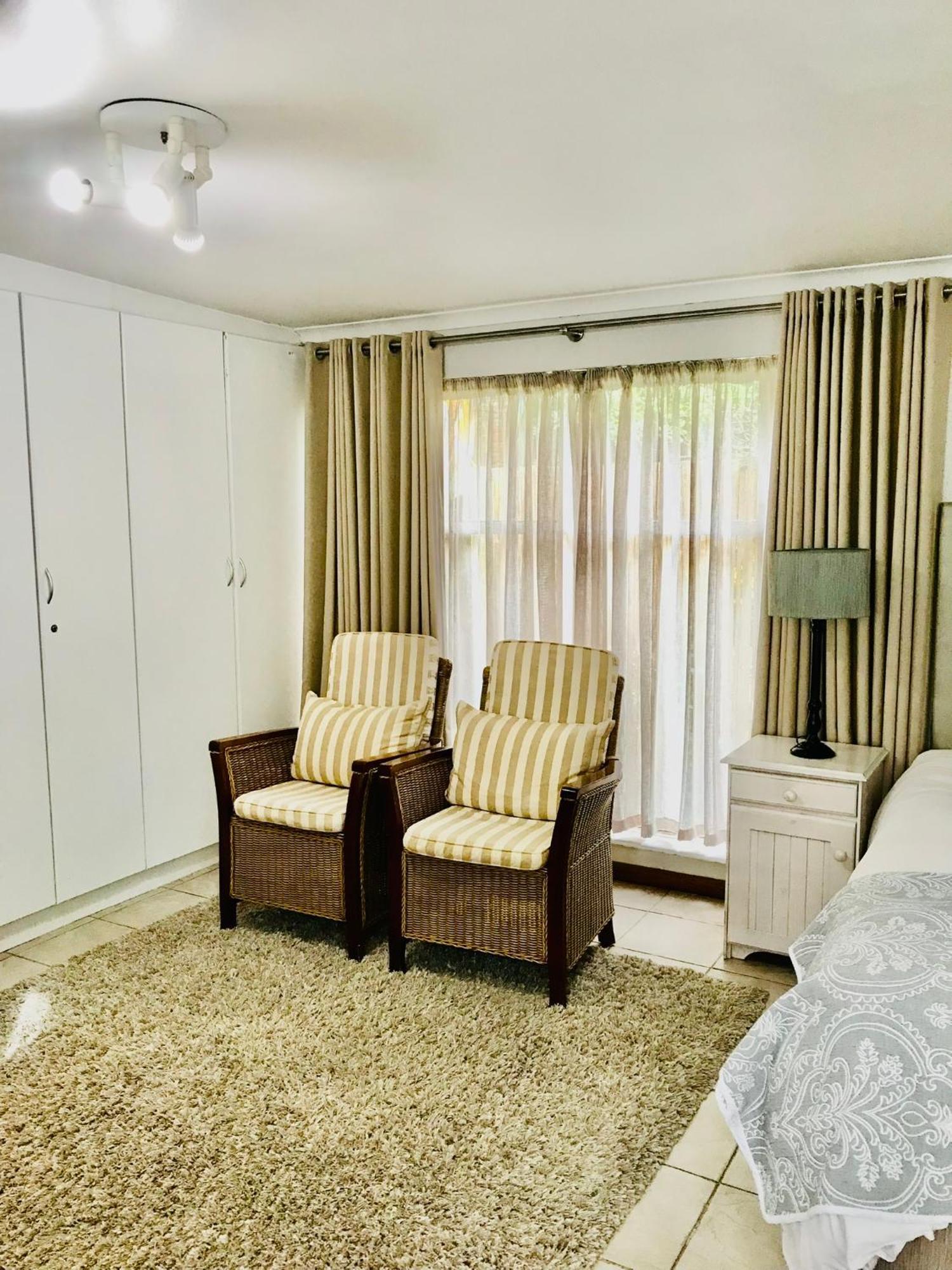 10 van der Westhuizen Durbanville Buitenkant foto