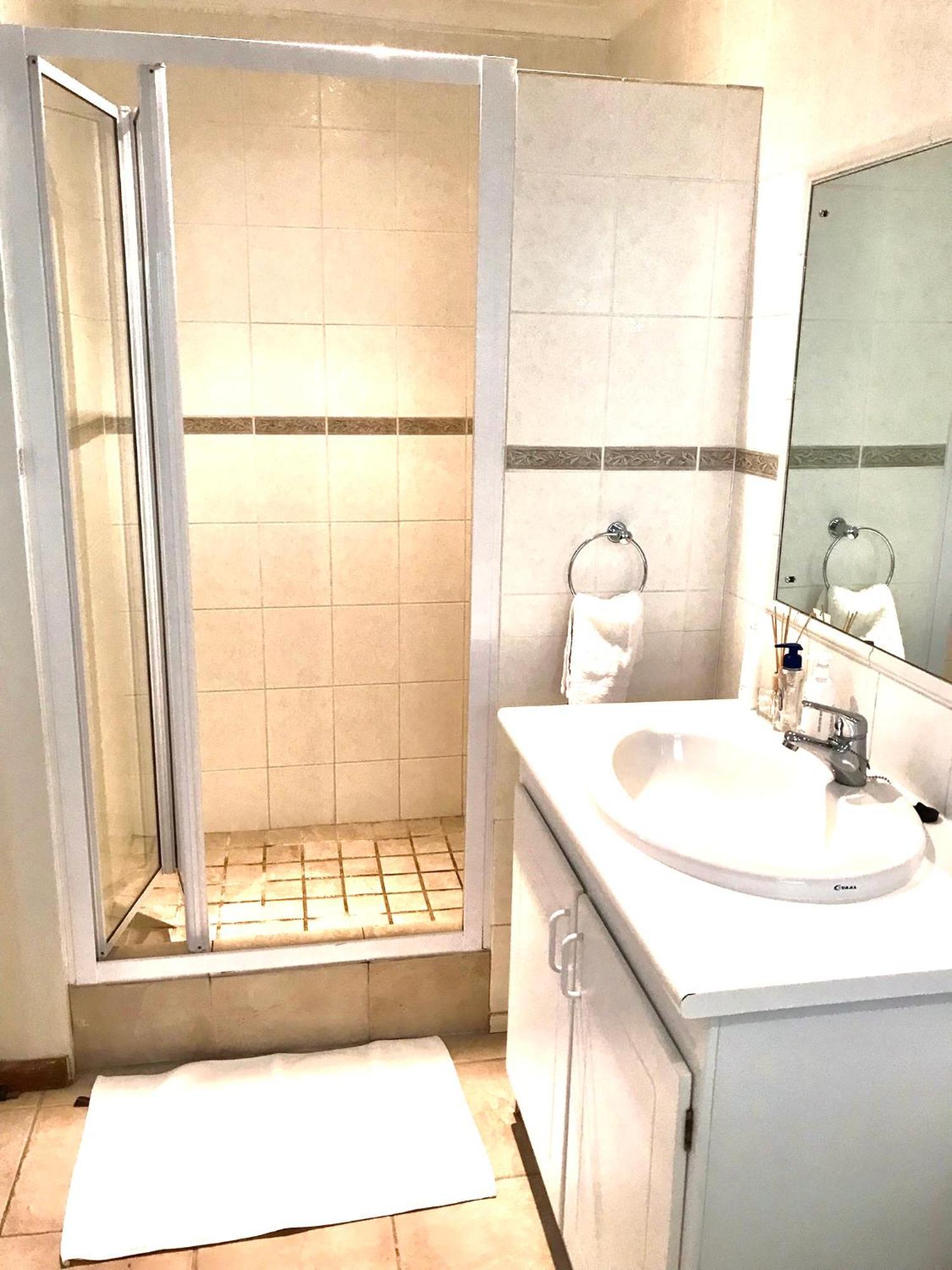 10 van der Westhuizen Durbanville Buitenkant foto